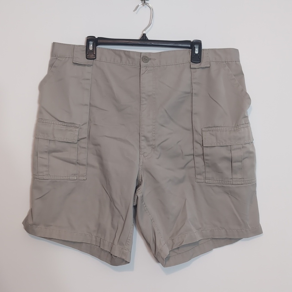 Weekender Khaki Tan Cargo Shorts